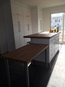 Construction de table de cuisine dans Lanaudière - Ébenisterie St-Paul Plus Repentigny